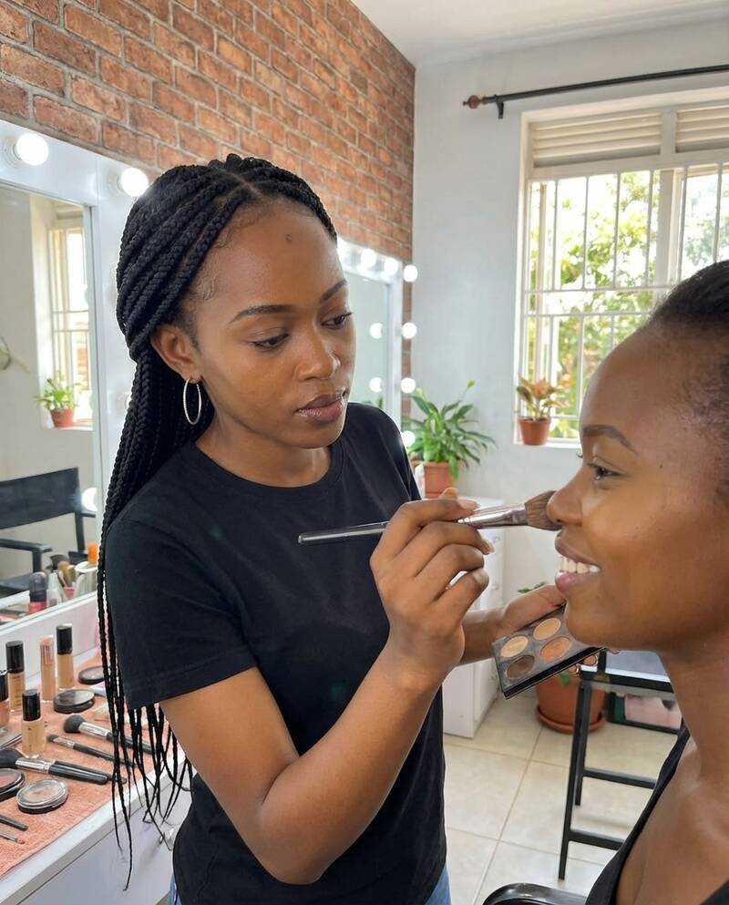 Soft glam makeup by She's Confident